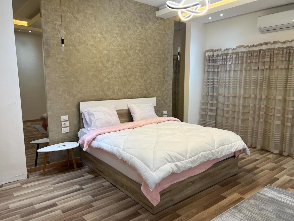 Luxury 4 Bedroom At Gardenia Compound Apartment Cairo